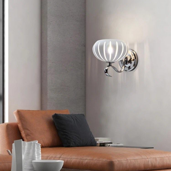 Gloria Wall Lamp