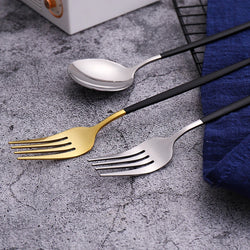 Golden Dining Elegance Set