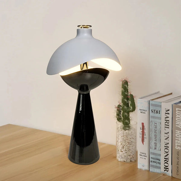 Giono Table Lamp