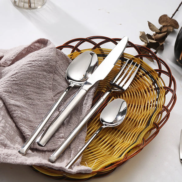 Giono Flatware